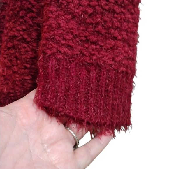 NWT John Paul Richard Red Hi-Lo Popcorn Sweater Super Soft Sized M - Picture 6 of 8